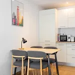 公寓 Of Principe Real Liberdade In The Heart Of With Private Parking